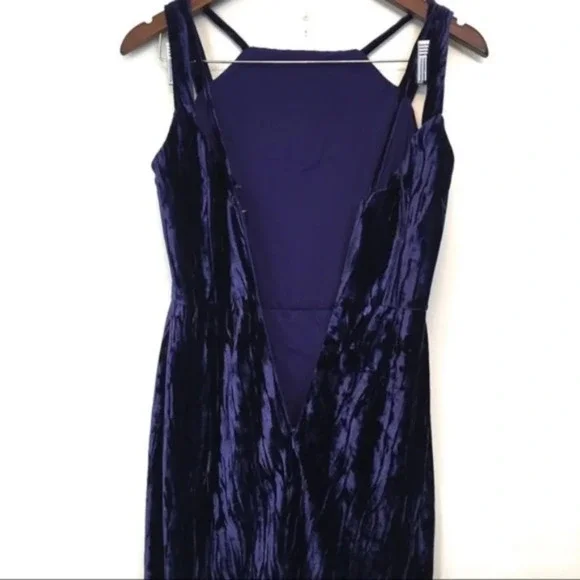 BADGLEY MISCHKA Textured Velvet Maxi Evening Gown Size 4 - Picture 4 of 8